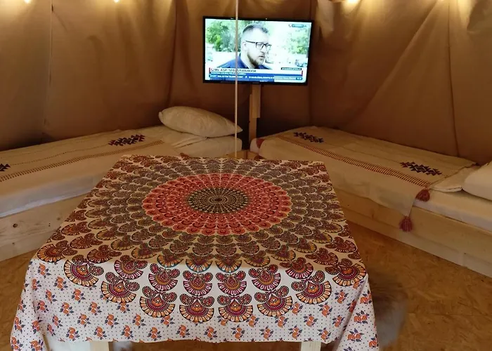 Lesny Zakatek * Radocza